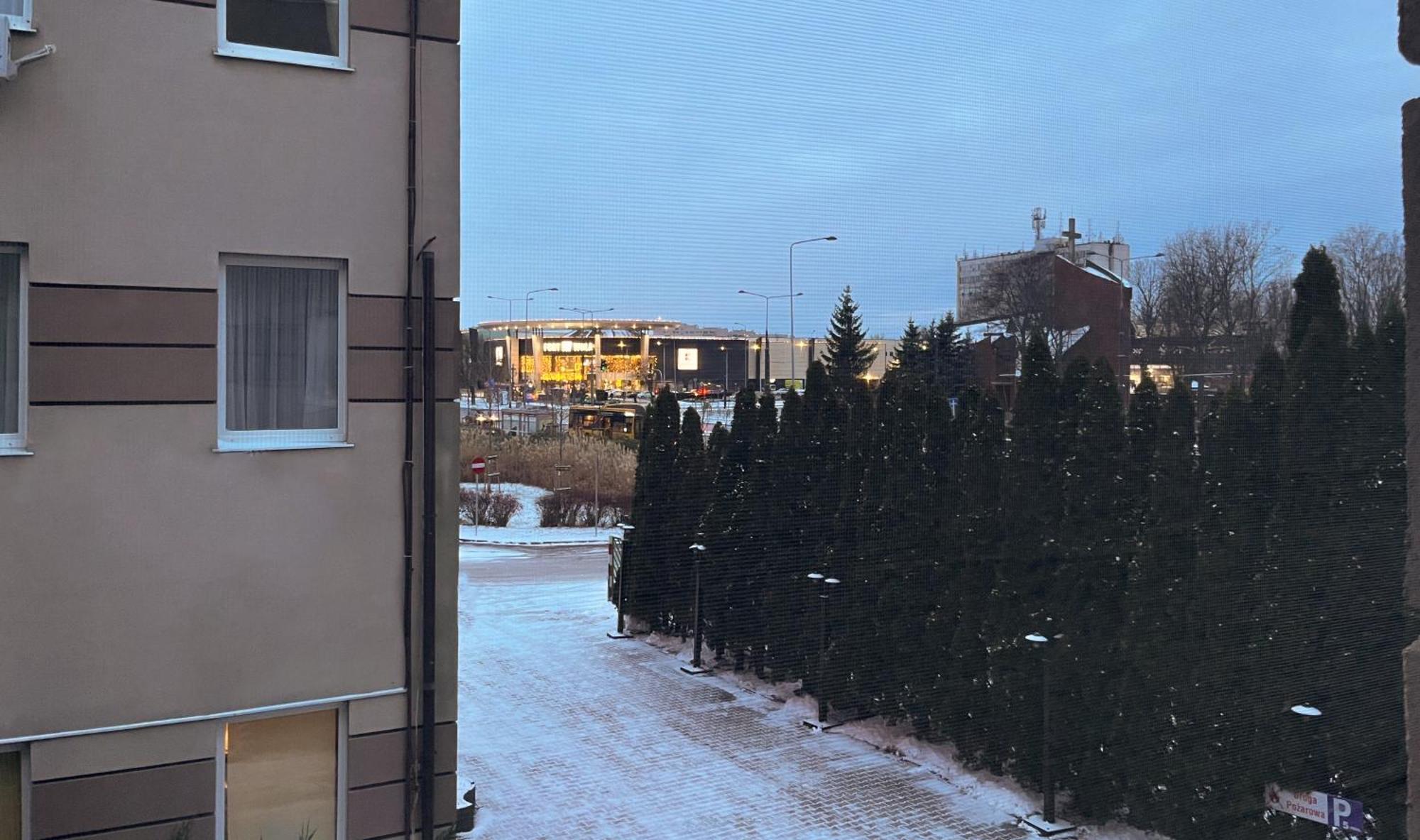 Fry House Hostel Варшава Екстериор снимка