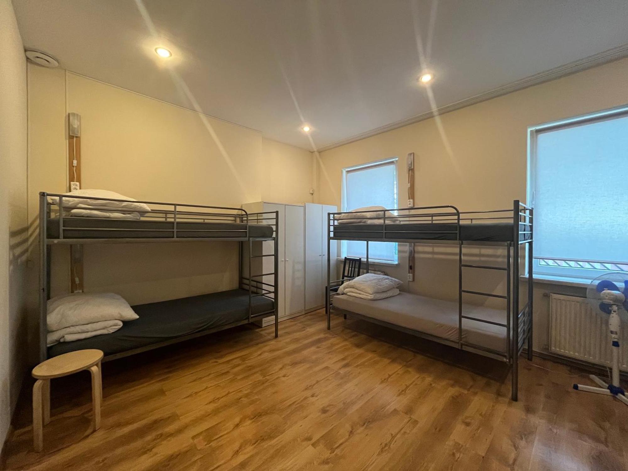 Fry House Hostel Варшава Екстериор снимка
